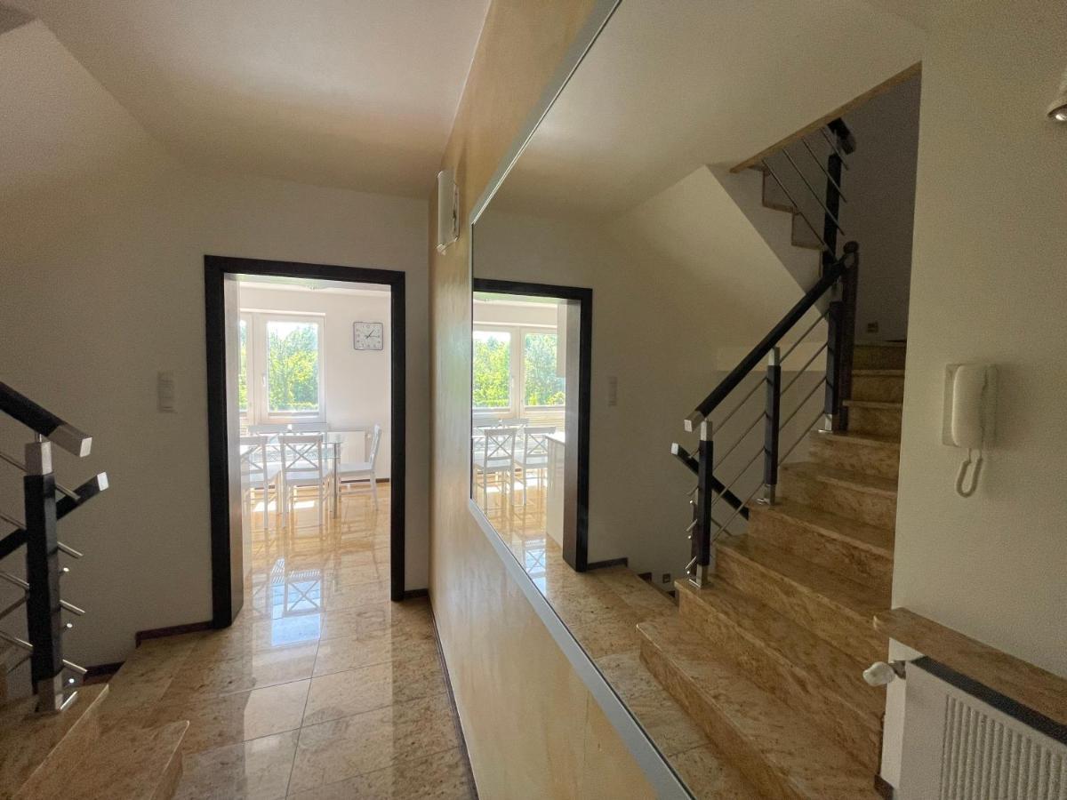 Marble Apartament Zamość Exterior foto